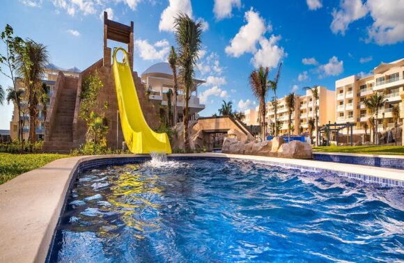 Planet Hollywood Cancun Resort