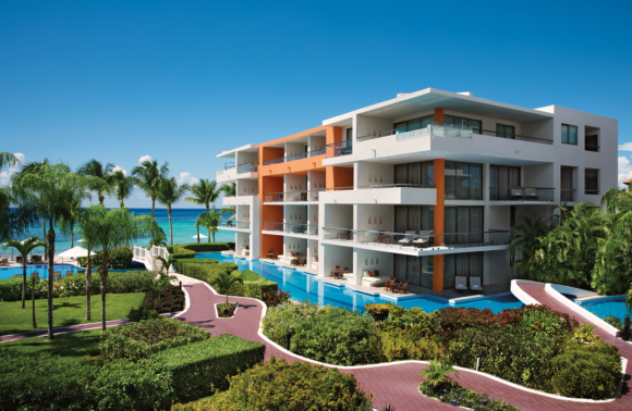 Secrets Aura Cozumel