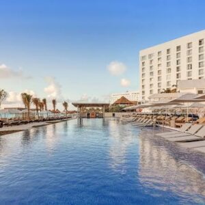 Adults Only, Royalton CHIC Cancun Resort